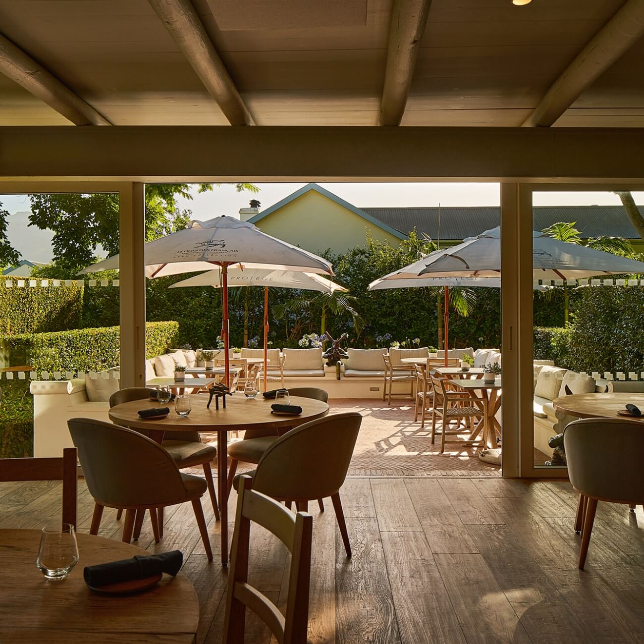 DINE AT LEEU SOUTH AFRICA PROTÉGÉ